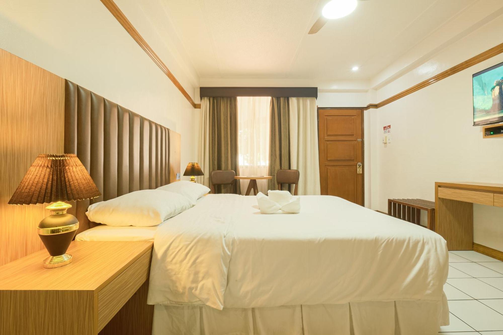 Orchid Inn Angeles Room photo